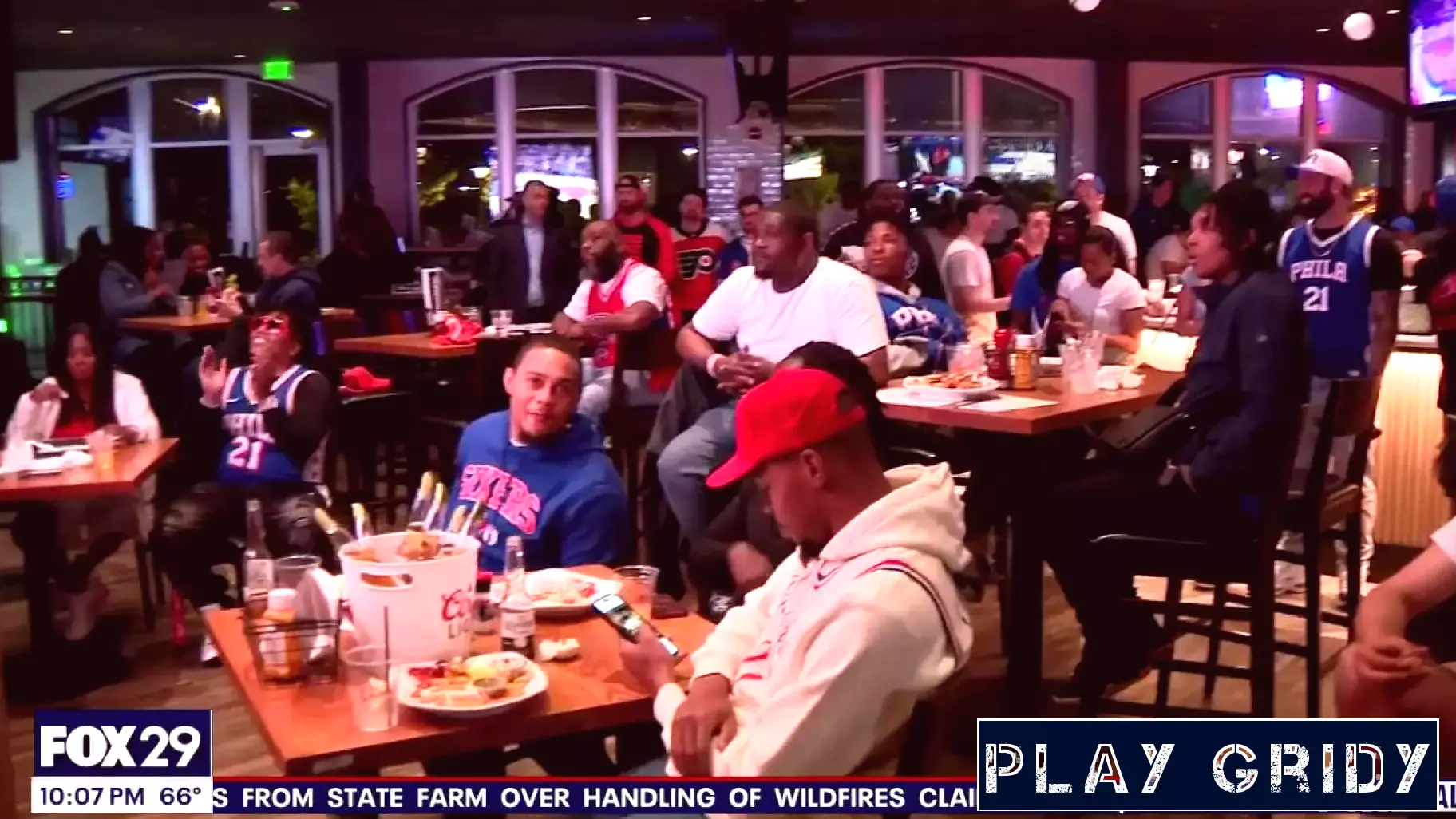 Fans flock to Chickie's & Pete's for Phillies, Flyers and Sixers games