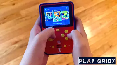 Banjo-Kazooie on the Go? The $70 HyperMegaTech Super Pocket Rare Edition Packs 14 Classic Games Into a Tiny, Retro Handheld