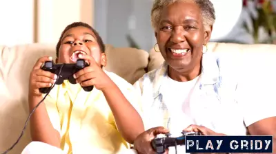 Ohio Cops Rush to Check on 91-Year-Old—Find Her Gaming Instead